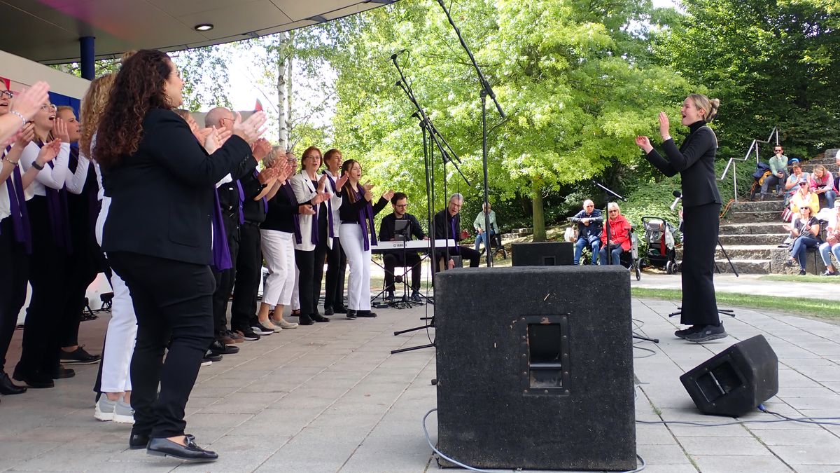 Auftritt der Laatzen Gospel Singers beim Fest der Sinne 2025